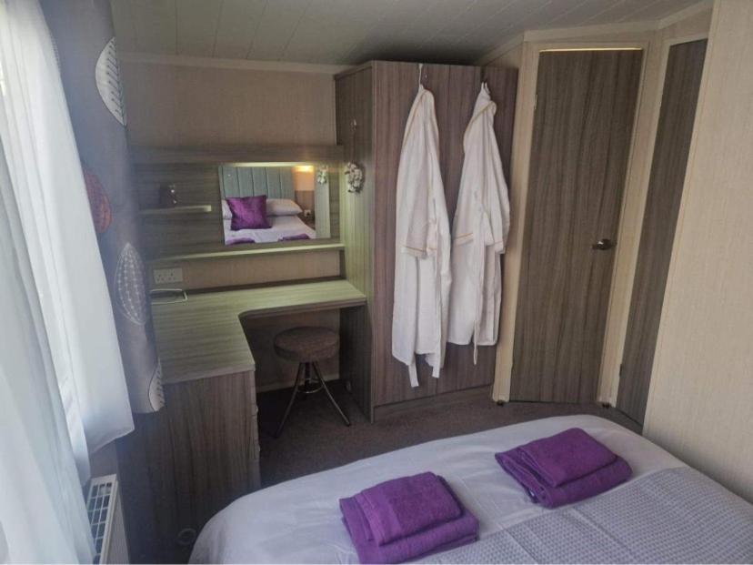Campsite Haven Lakeland 3 Bed Luxury Caravan